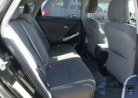 2013 Toyota Prius Two z USA, uszkodzony, nr VIN JTDKN3DU7D0347565